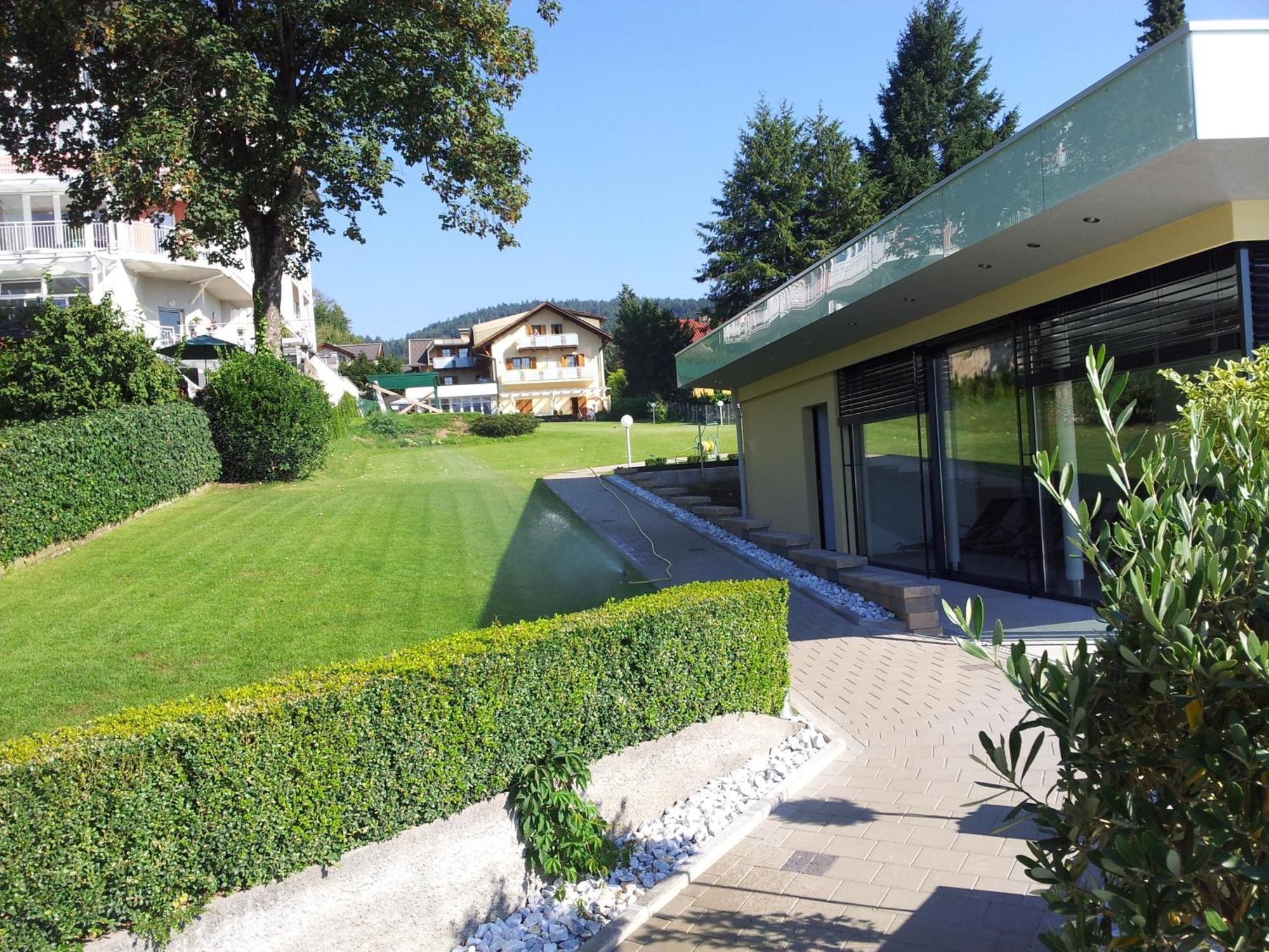 Seehotel Paulitsch Velden am Woerthersee Luaran gambar