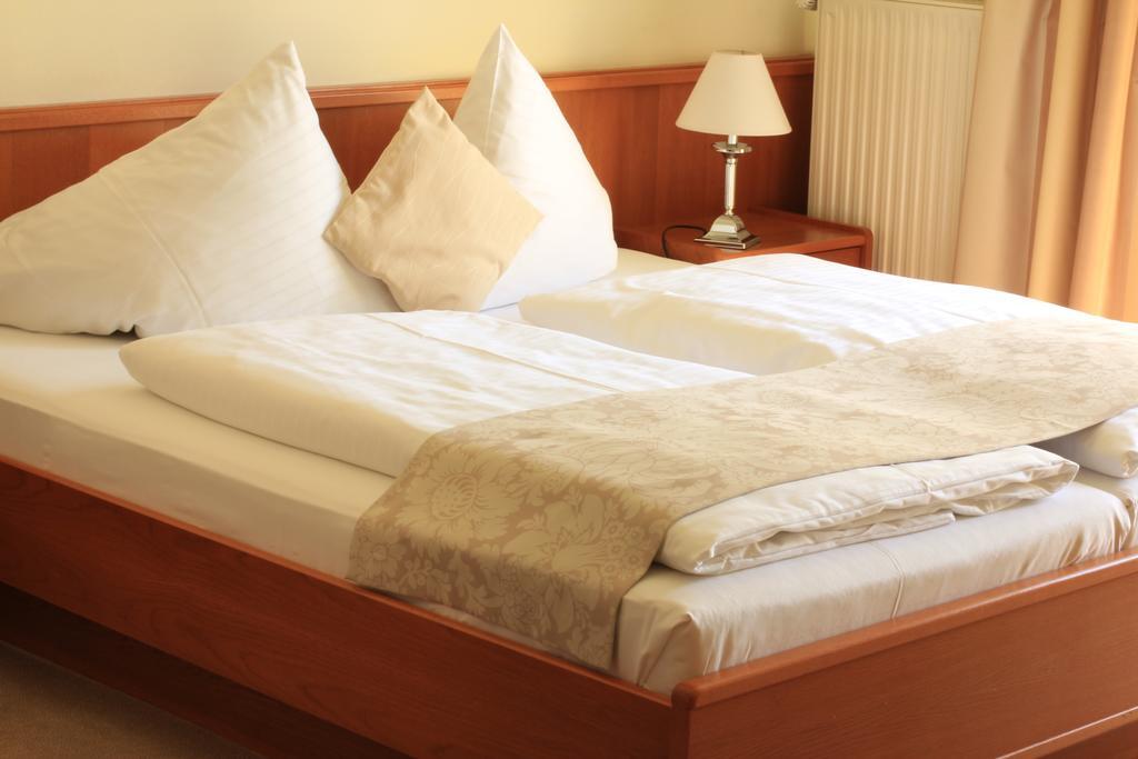Seehotel Paulitsch Velden am Woerthersee Bilik gambar